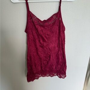 Maurices Crinkle Cranberry Lace Cami Size 0